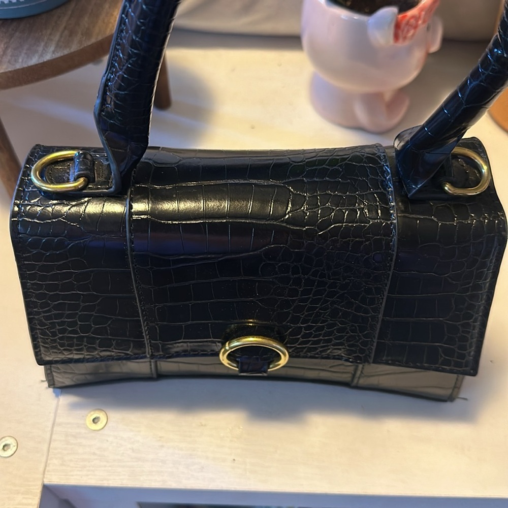 Black mini hand bag with strap - Picture 4 of 13